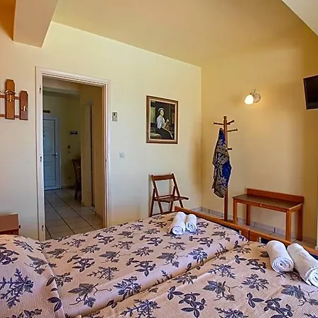Garbis & 4* Valsamata